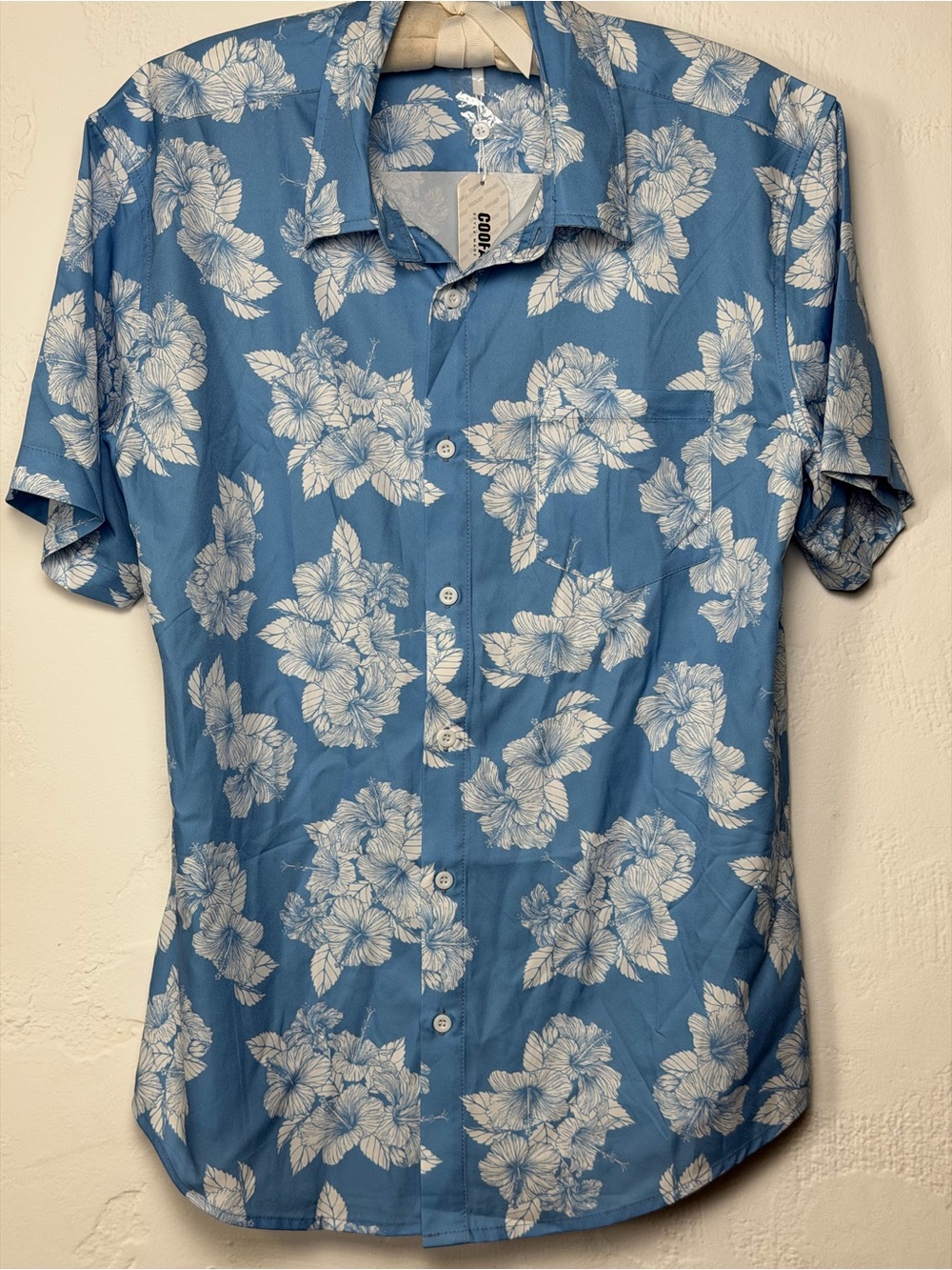 Casual Blue Floral Short-Sleeve Button-Down Shirt -Medium - Picture 4 of 16
